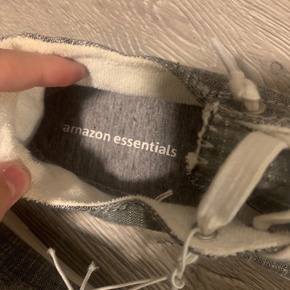 Shoes - Picture 2 of 3